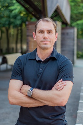 Dr. Thomas Flath at Bravo Smiles, Tom Flath DDS 